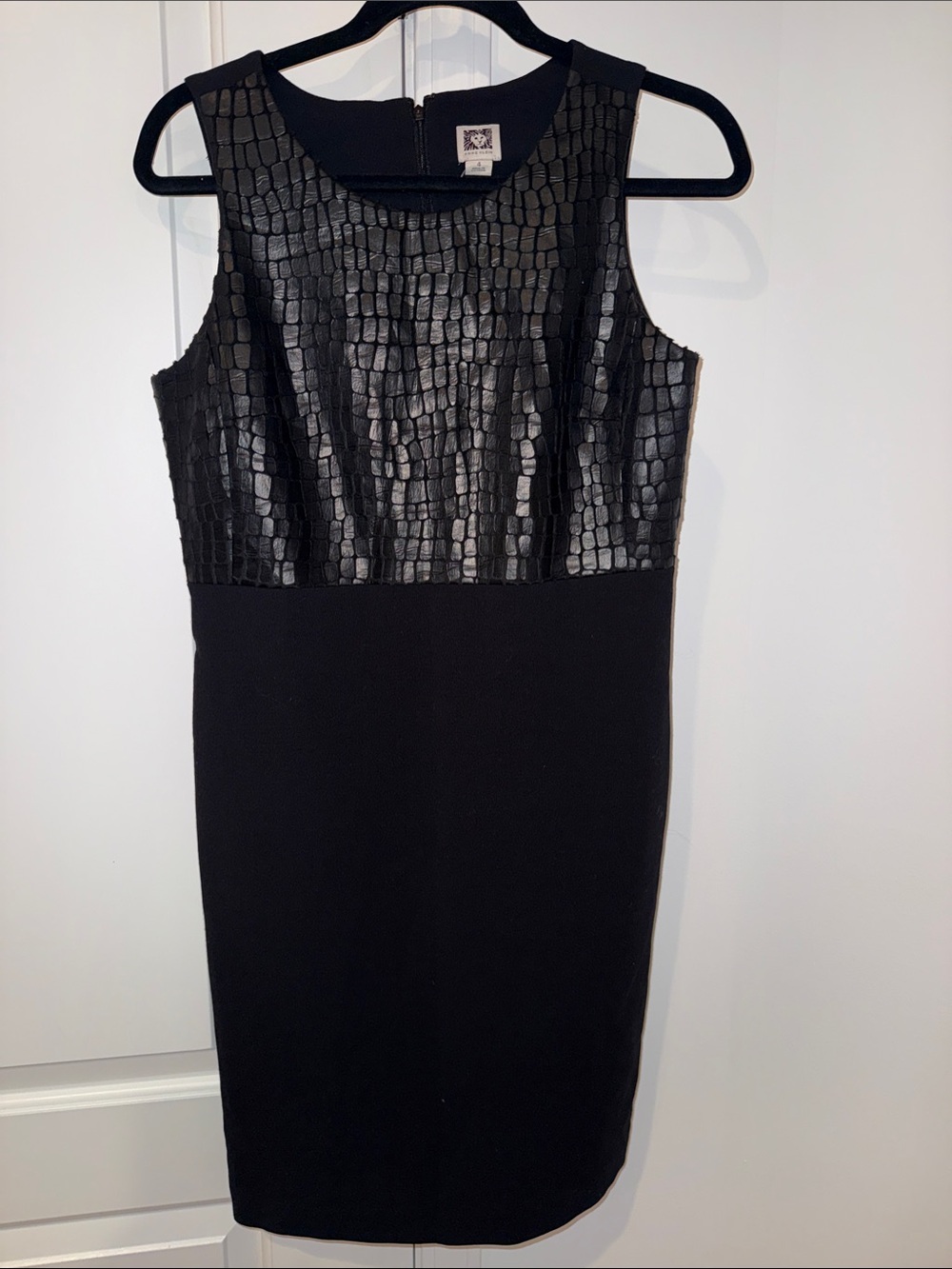 Black Textured Faux-Leather Panel Sheath Dress Anne Klein, 4